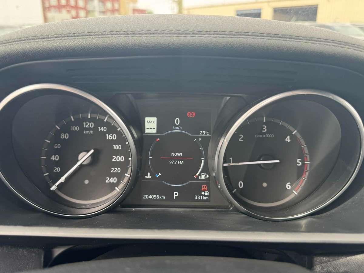 2017 Land Rover Discovery HSE Luxury Td6 thumb 12