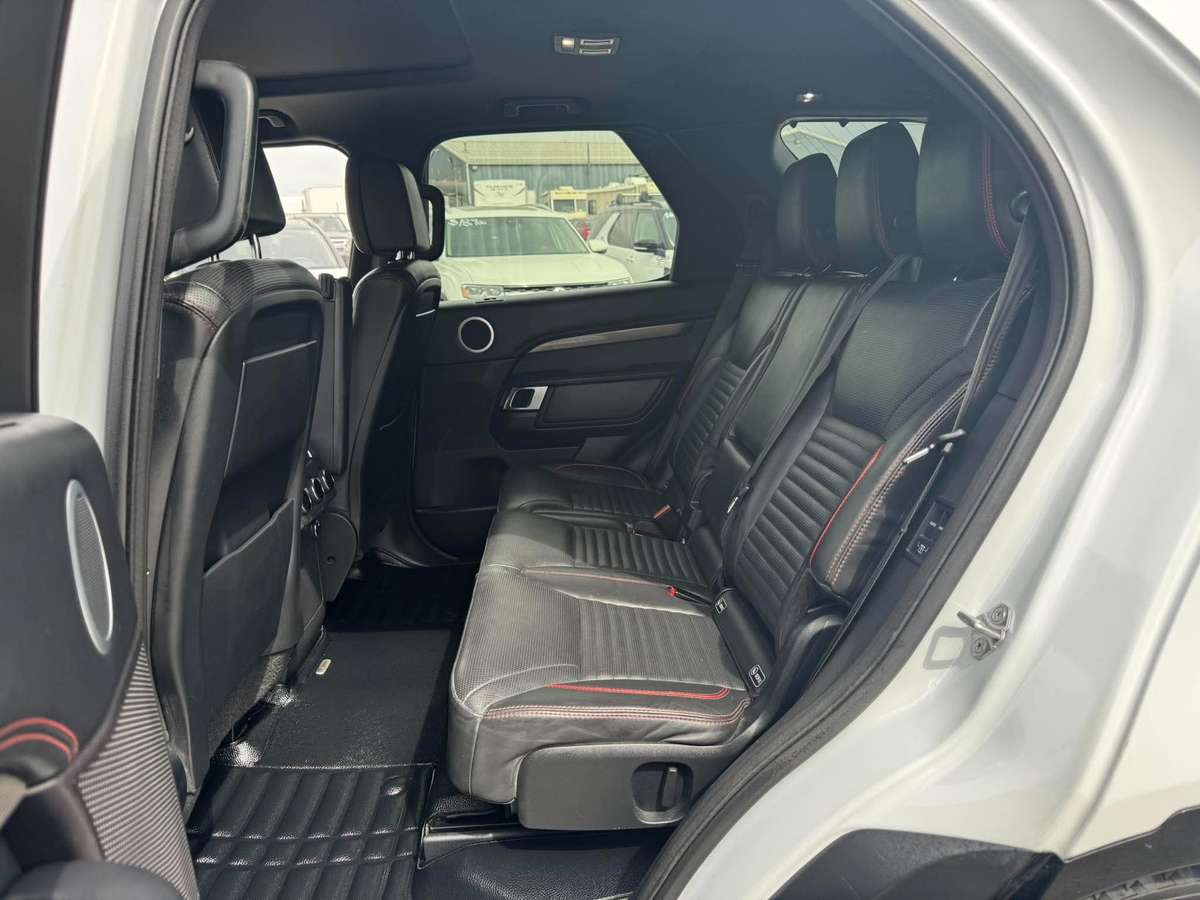 2017 Land Rover Discovery HSE Luxury Td6 thumb 20