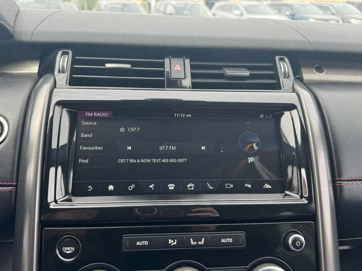 2017 Land Rover Discovery HSE Luxury Td6 thumb 13