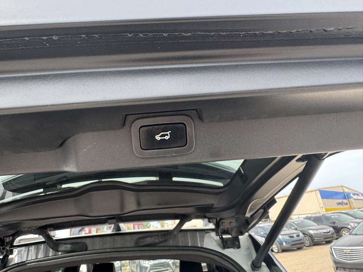 2017 Land Rover Discovery HSE Luxury Td6 alt 4