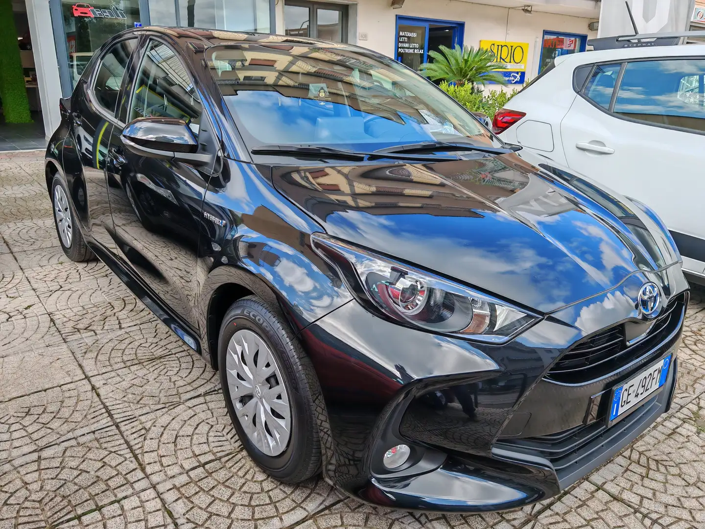 Toyota Yaris Yaris 1.5 Hybrid 5 porte Business Nero - 2
