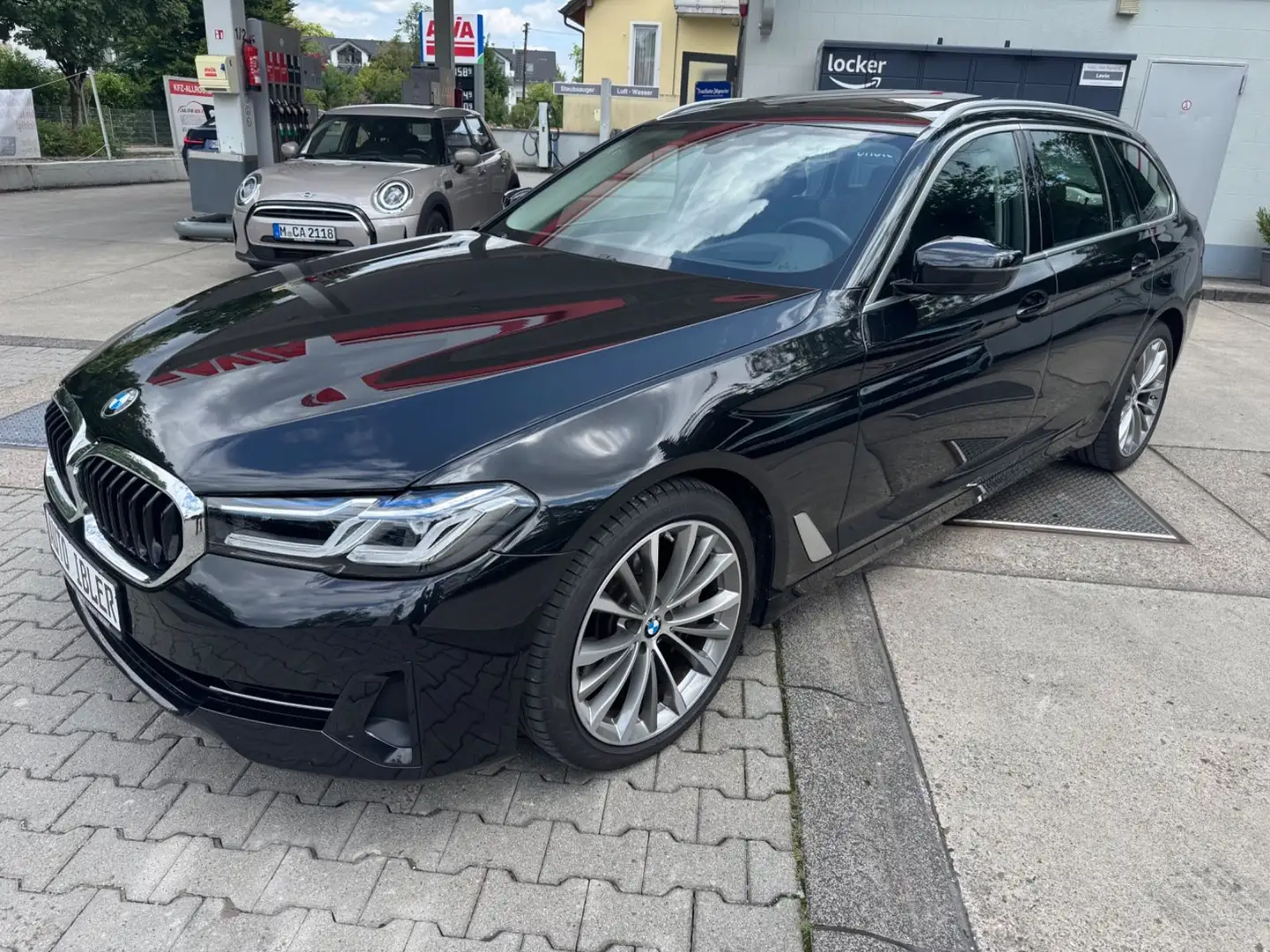 BMW 530 5 Touring 530 d xDrivePanoGlasdHeadUp,HIFI,Leder Negru - 2