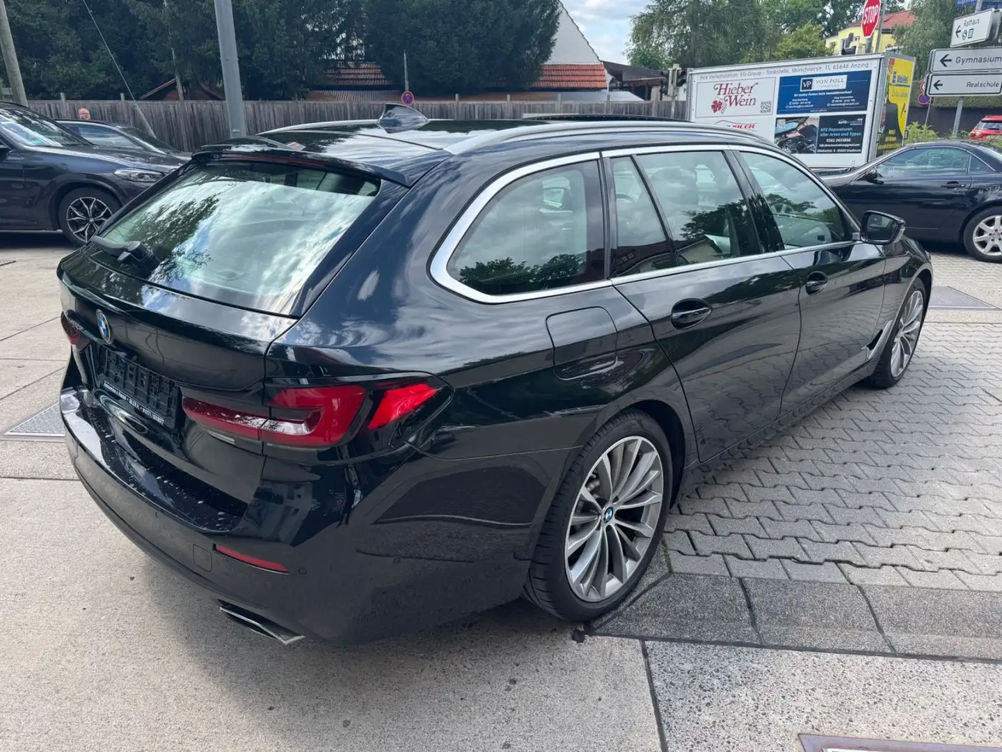 BMW 530 5 Touring 530 d xDrivePanoGlasdHeadUp,HIFI,Leder Negru - 1