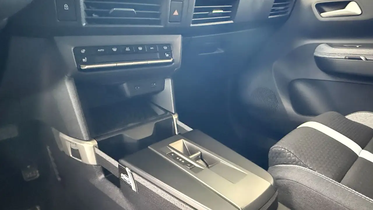 Opel Frontera GS Hybrid 7-Sitzer! Frühjahrsdeal! 10