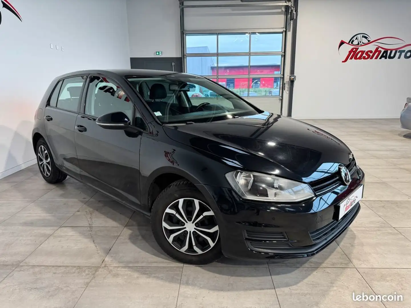 Volkswagen Golf VII 1.6 TDi Blue Motion S&S 105cv-2015 Negro - 2
