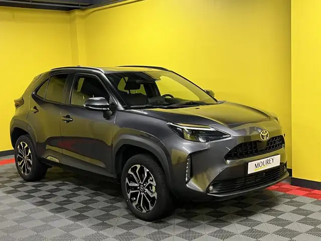 Toyota Yaris Cross view 8