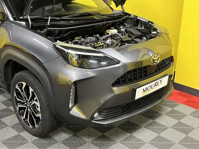 Toyota Yaris Cross view 4