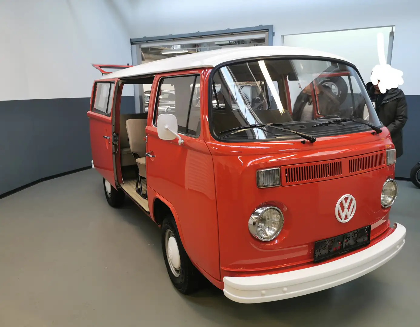 Volkswagen T2 - 1