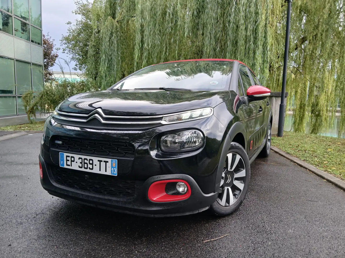 Citroen C3 PureTech Feel 110ch S&S Noir - 1
