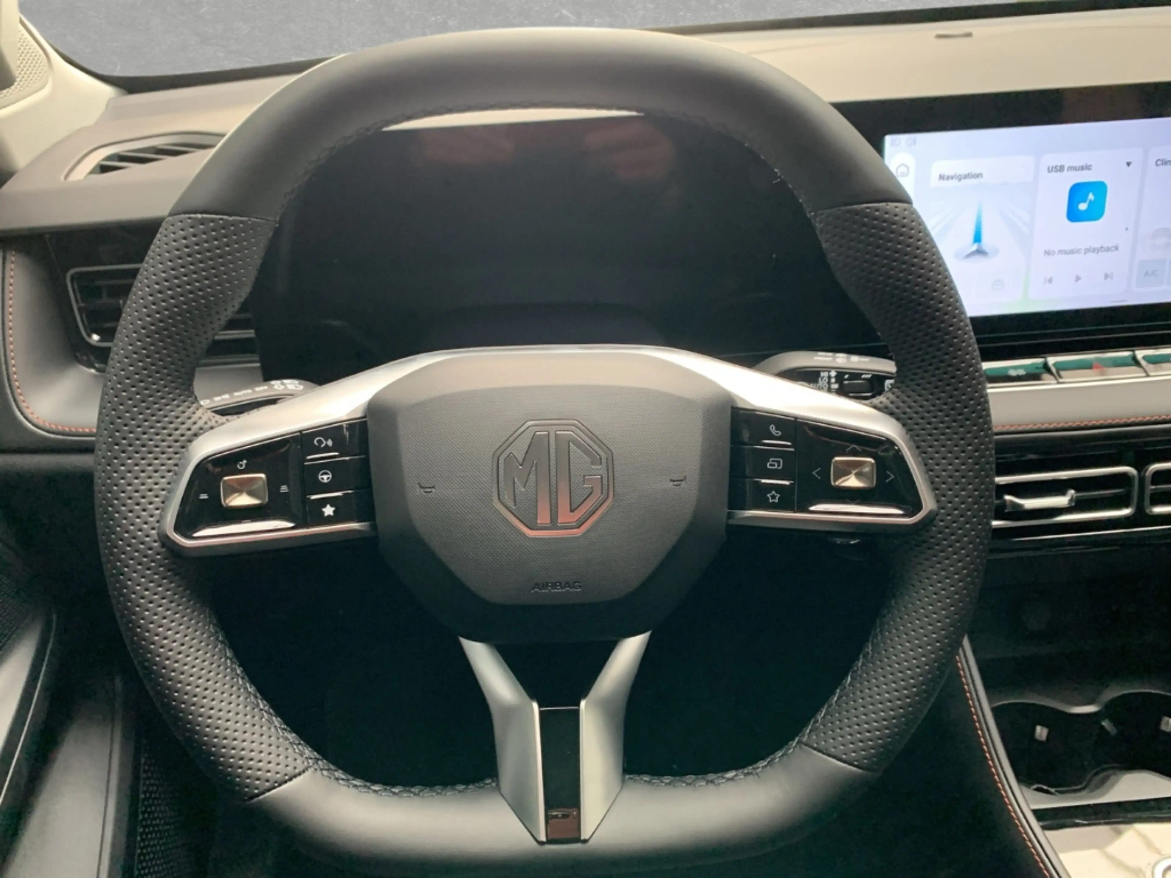MG EHS Luxury MY25.5 *SHZ* *360 Kamera* *I-Smart* — photo 10