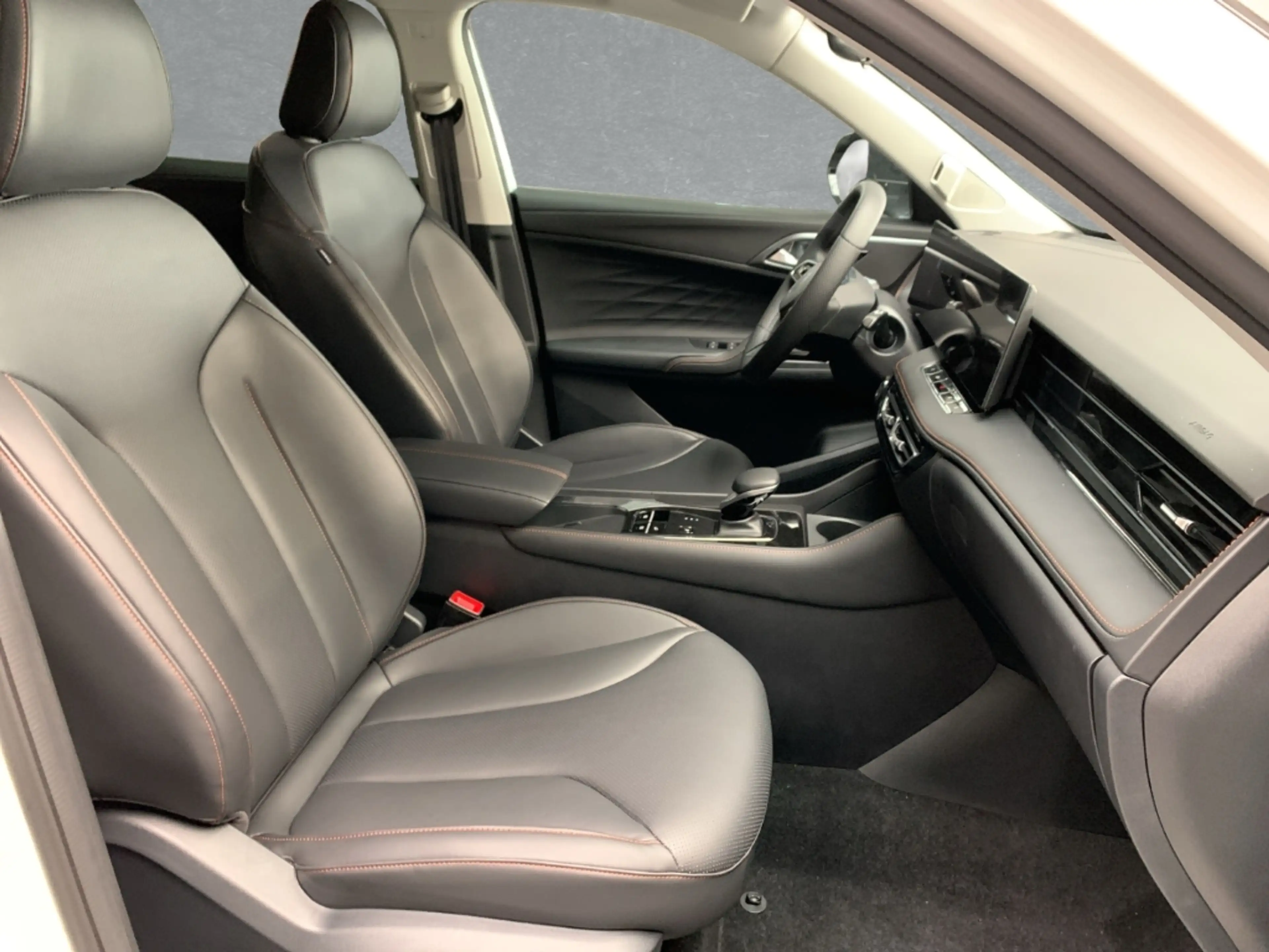 MG EHS Luxury MY25.5 *SHZ* *360 Kamera* *I-Smart* — photo 3