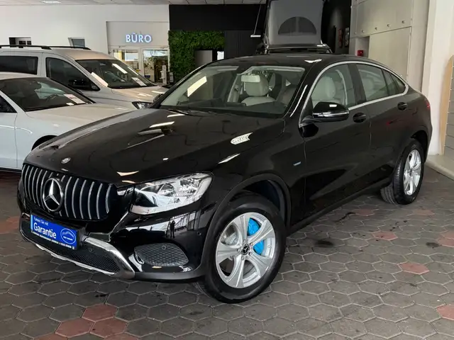 Mercedes-Benz GLC 350 e Coupe 4Matic*Leder*Navi*Ahk*Tempo*Sitzh