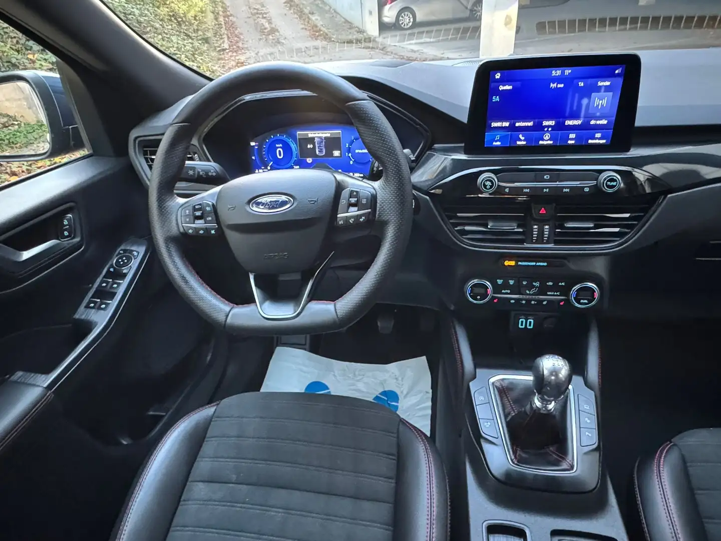 Ford Kuga ST-Line X Blau - 2