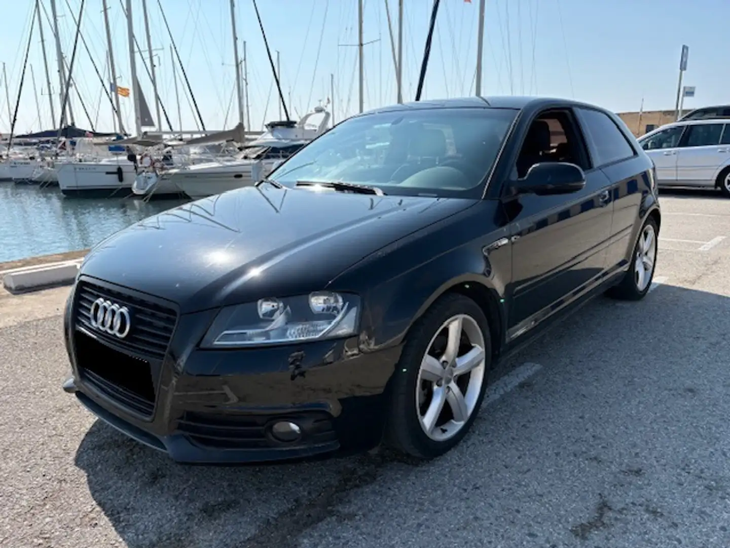 Audi A3 1.4 TFSI Ambition EEL 122 Noir - 1