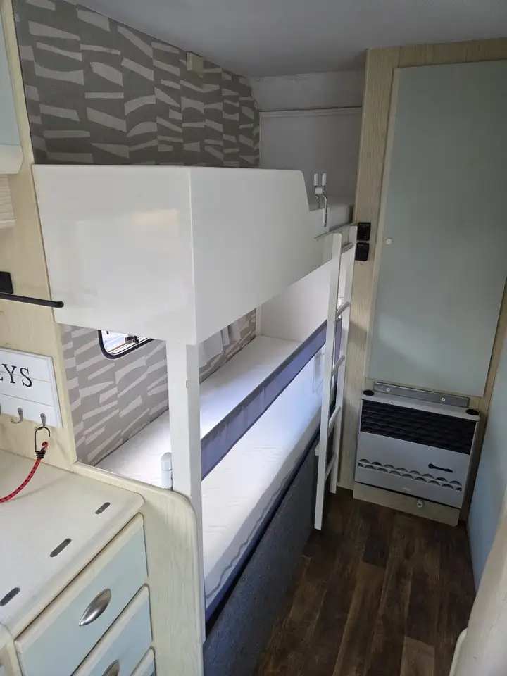 Fiat ducato camper, met zonnepanelen en dakairco, foto 6