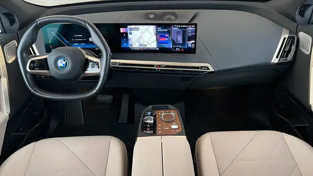 BMW iX M60 Ansicht 12