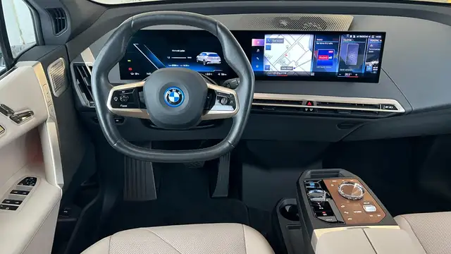 BMW iX M60 Ansicht 14