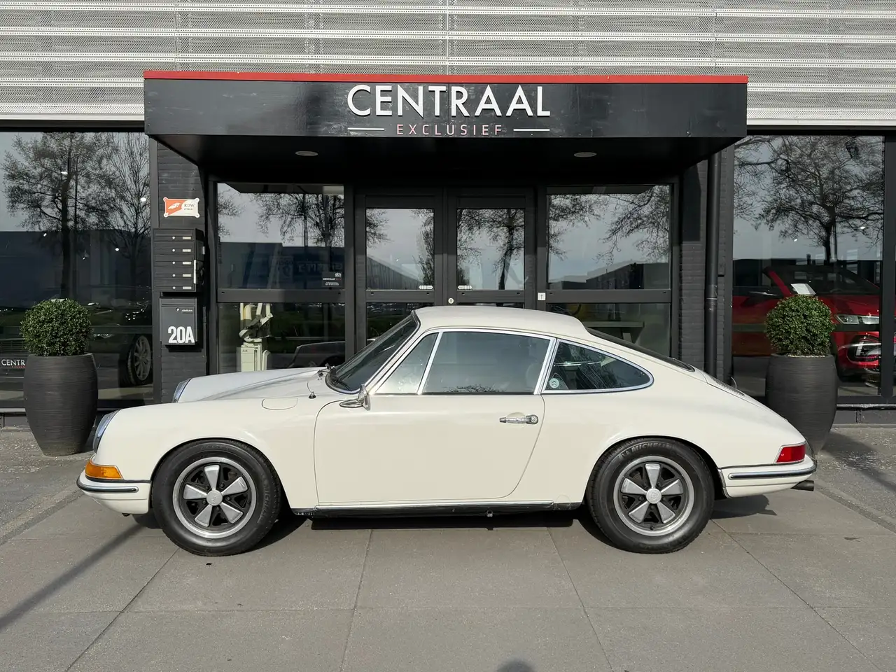Porsche 911 T 2.4 130PK Coupé, foto 10