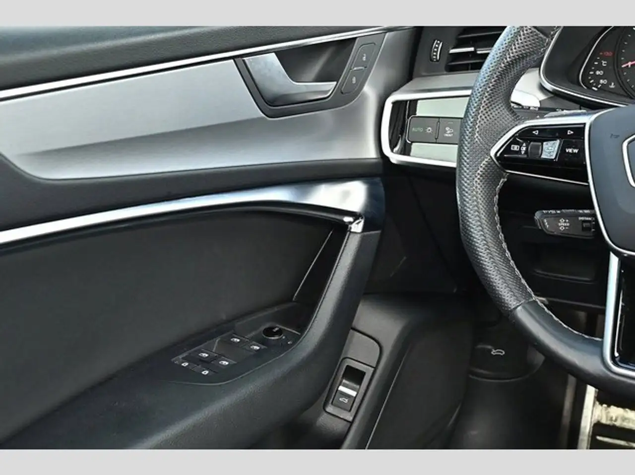 Audi A6 Avant 40 TDI quattro S-tronic Sport S line AHK 16