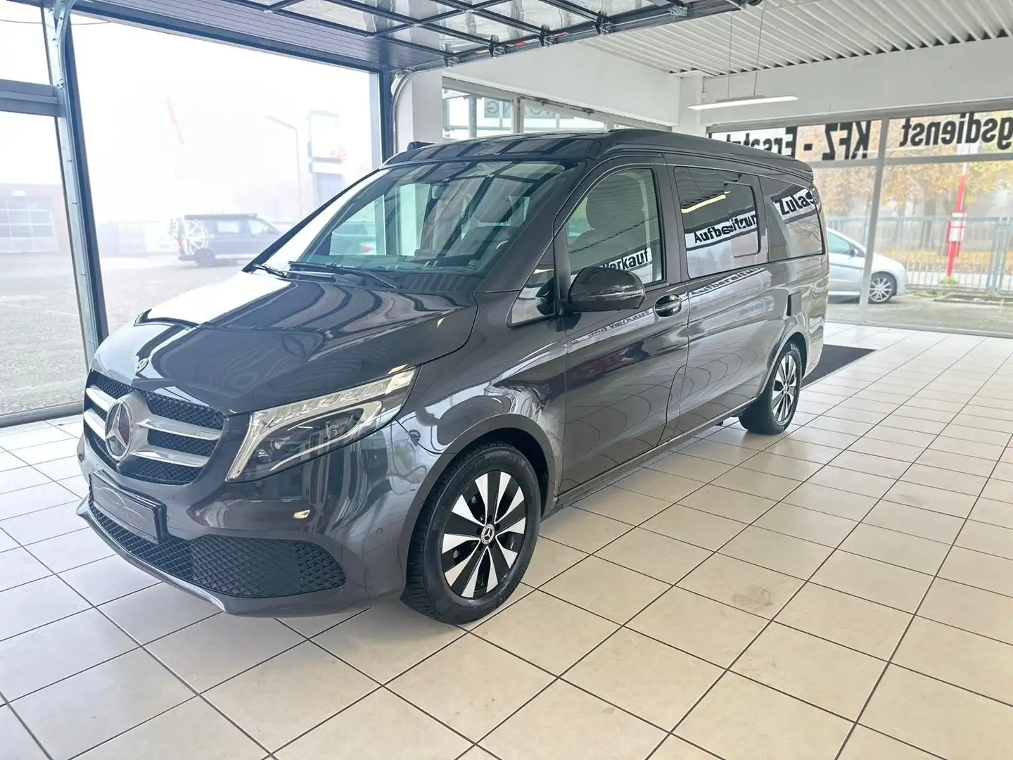 Mercedes-Benz Marco Polo 220/250/300 d RWD (447.813) Grau - 2