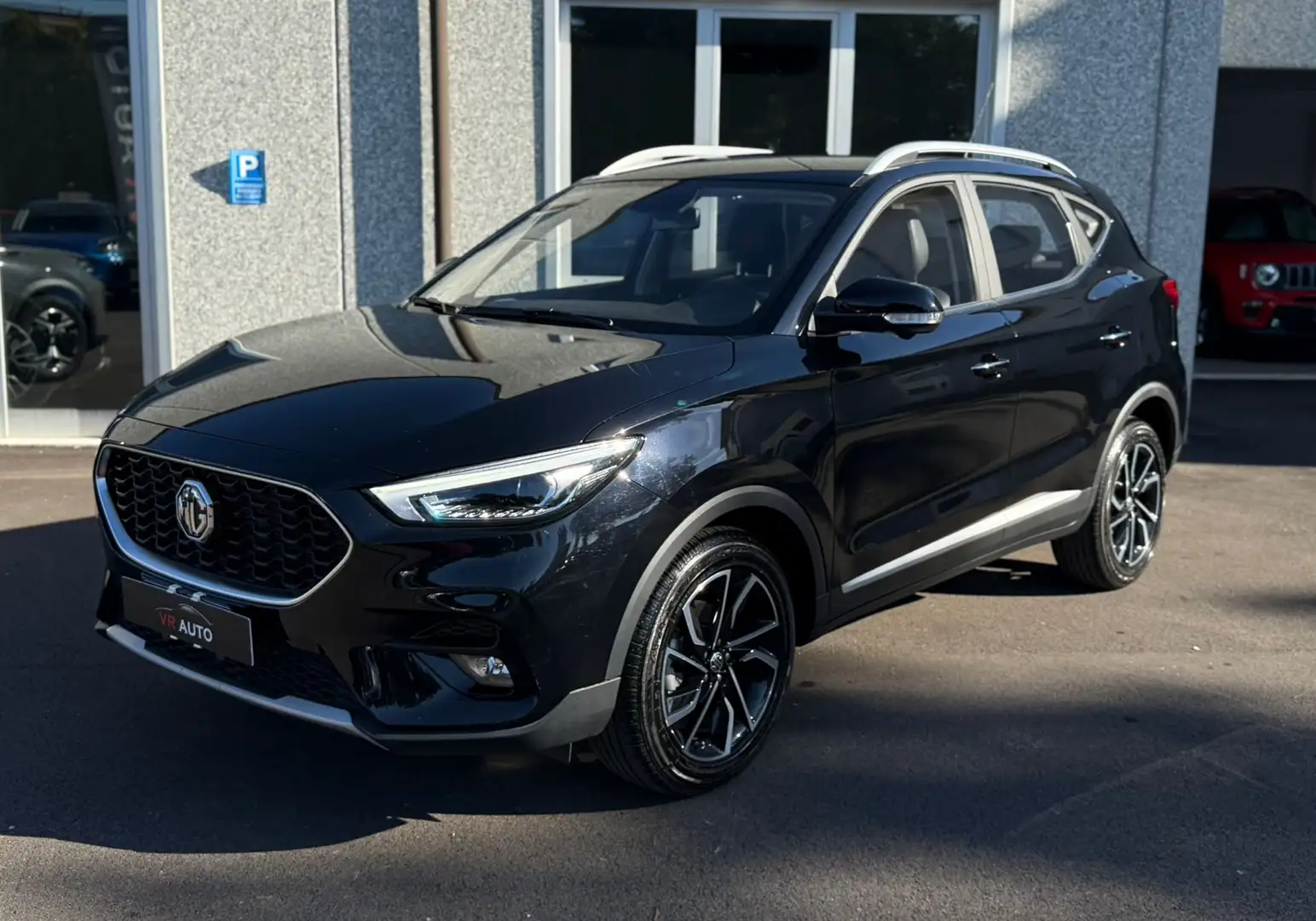 MG ZS 1.5 Luxury 106cv FULL OPTIONAL / PROMO FIN Nero - 1