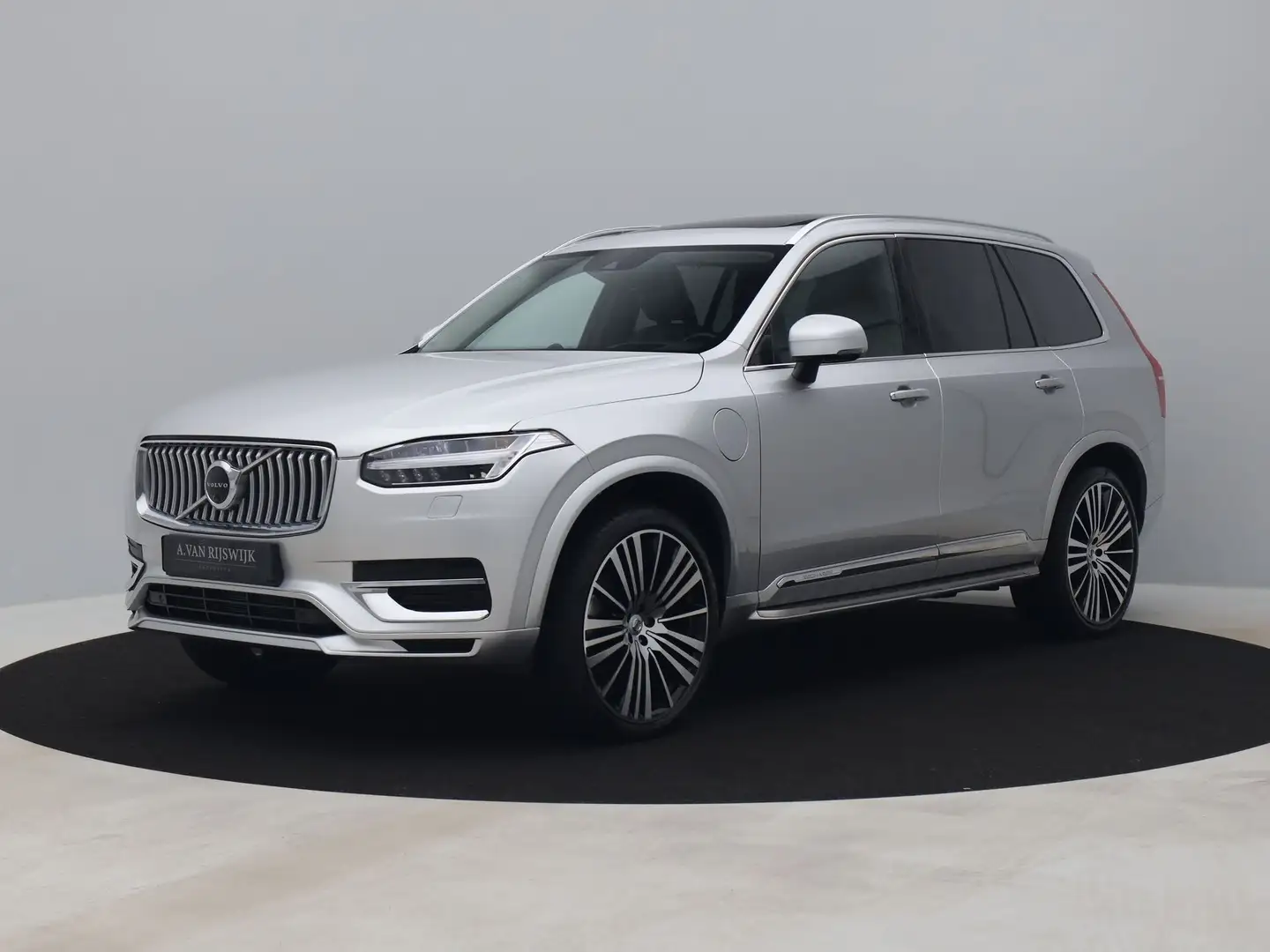 Volvo XC90 2.0 T8 Recharge AWD Inscription 7-Pers. | PANO | L Grijs - 1