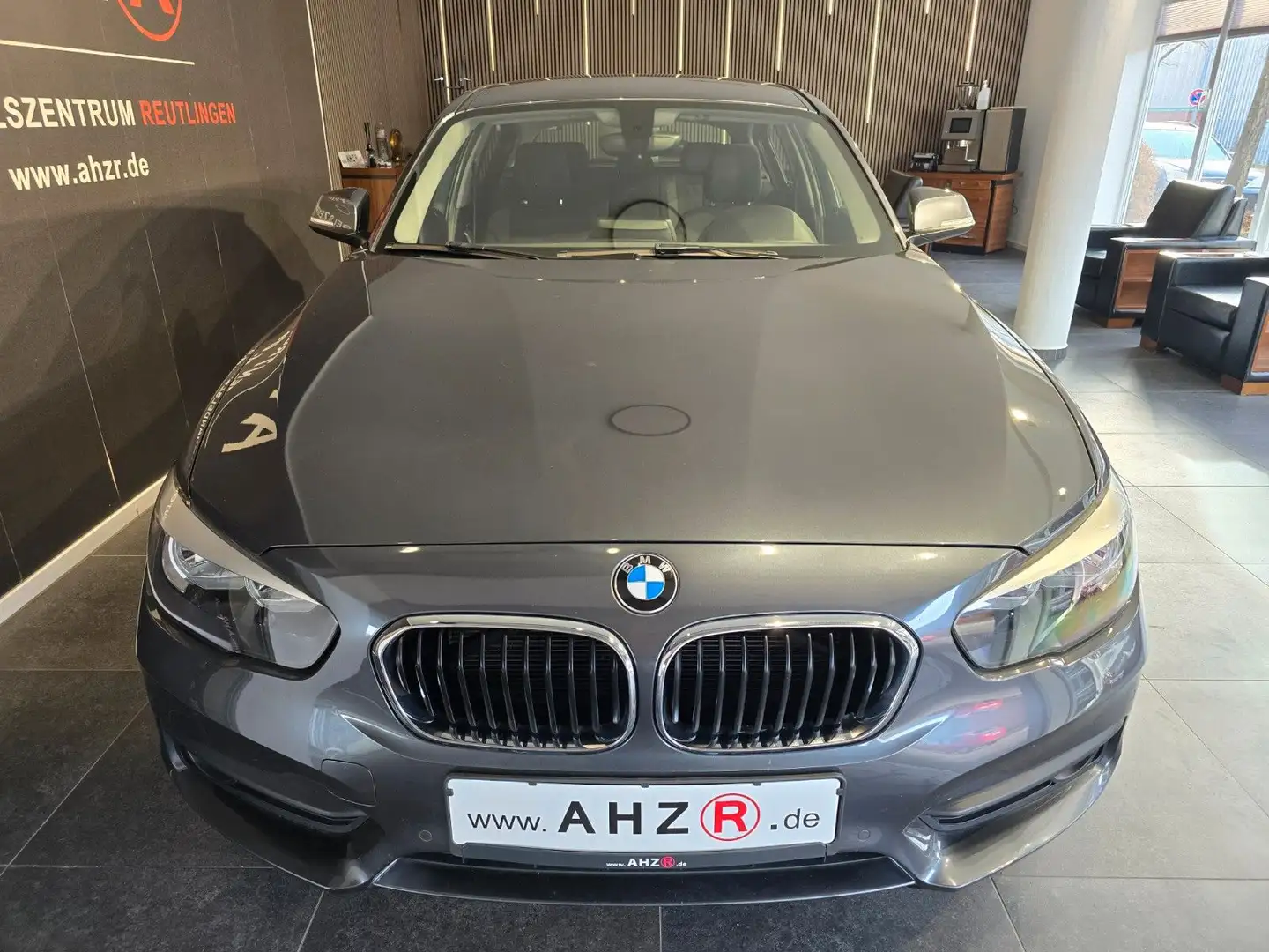 BMW 116 5-trg. 116 I Advantage*NAVI*TEMPO*SHZ*LED* Grau - 2