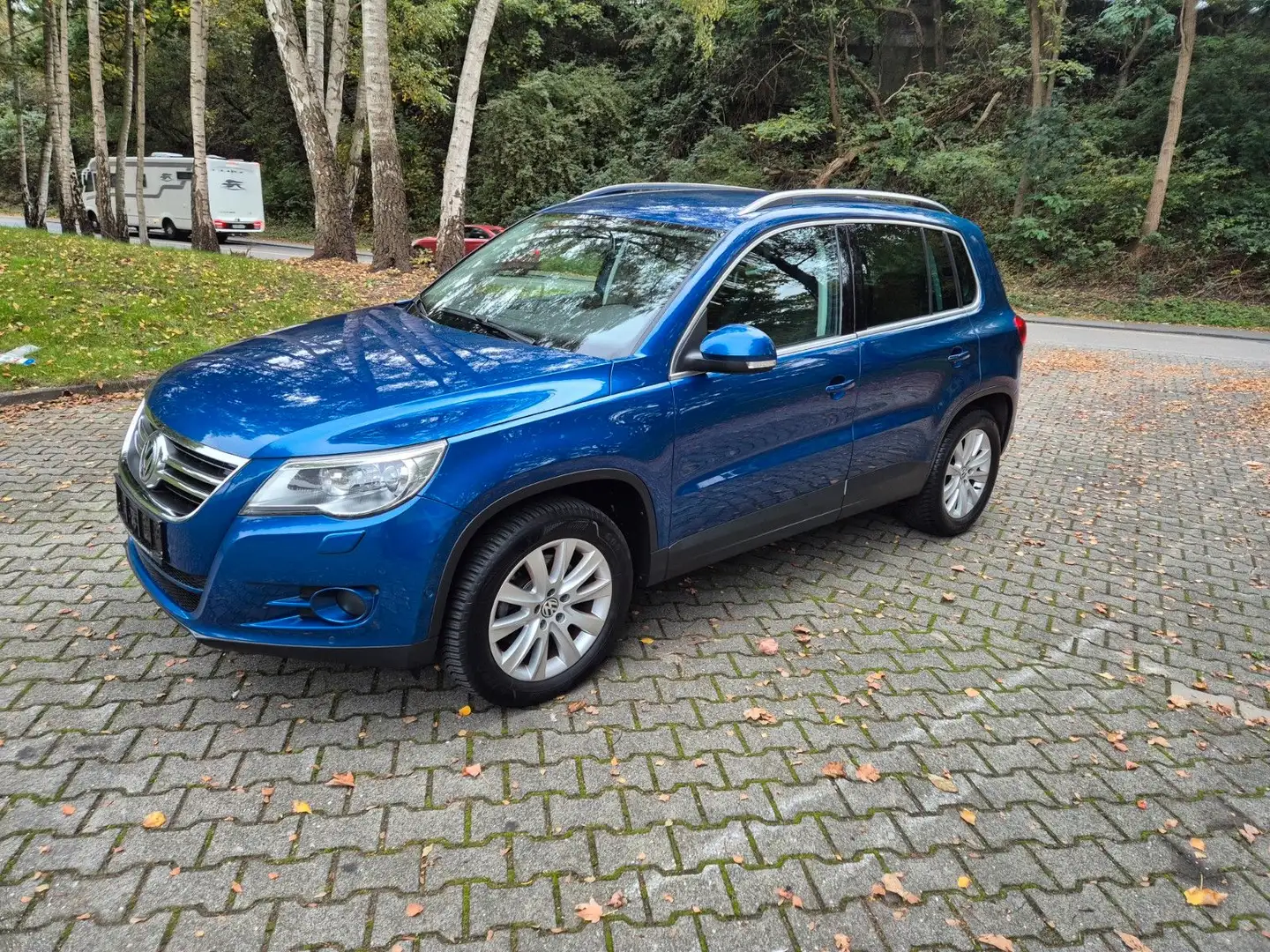 Volkswagen Tiguan Sport & Style BMT*TOP*NEU TÜV*GEWAHR Blau - 2