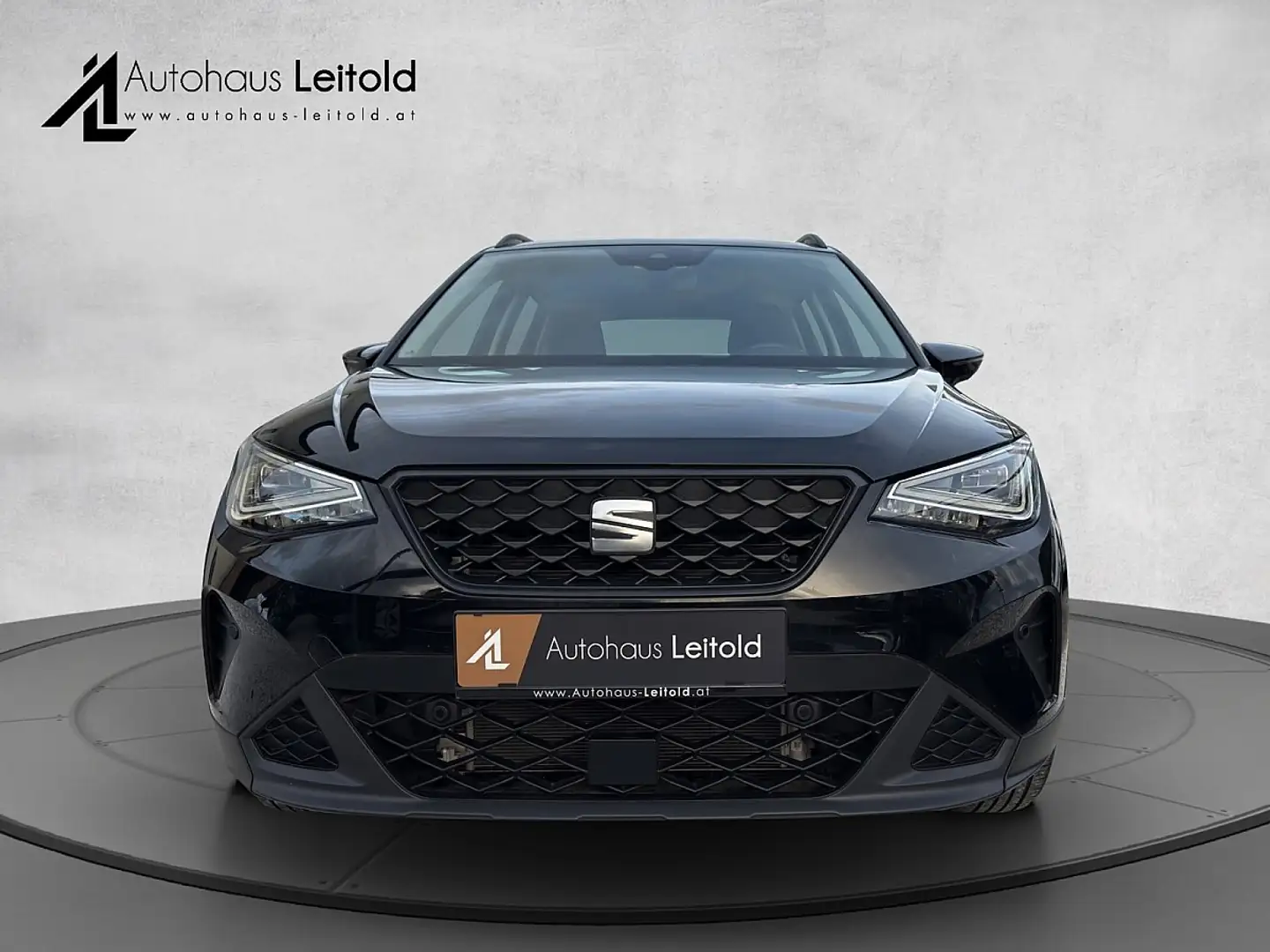 SEAT Arona 1,0 Eco TSI Style DSG CAM LED PDC TEMP LANE ASSIST Schwarz - 2