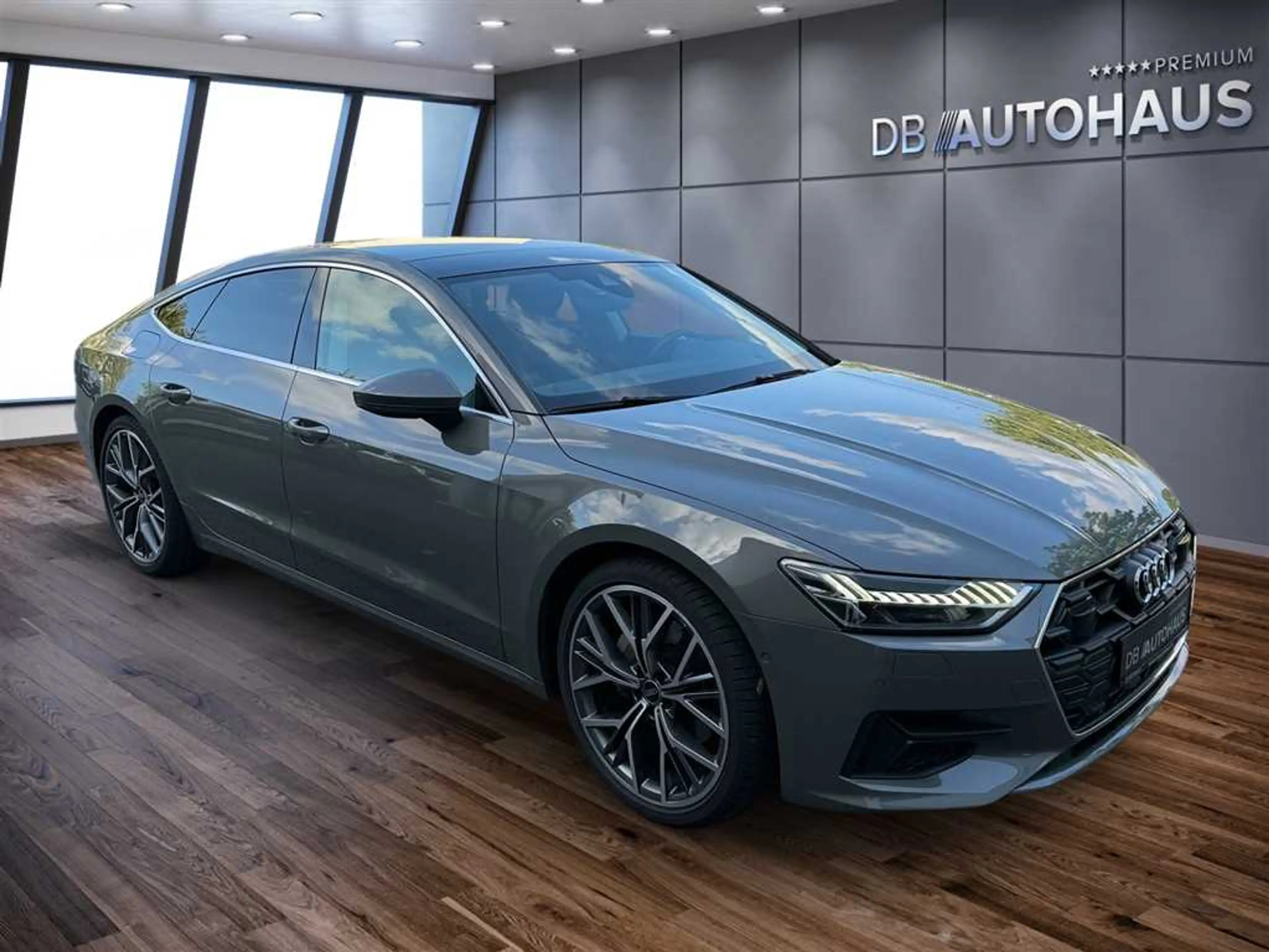 Audi A7 45 2.0 TFSI S-tronic — photo 2