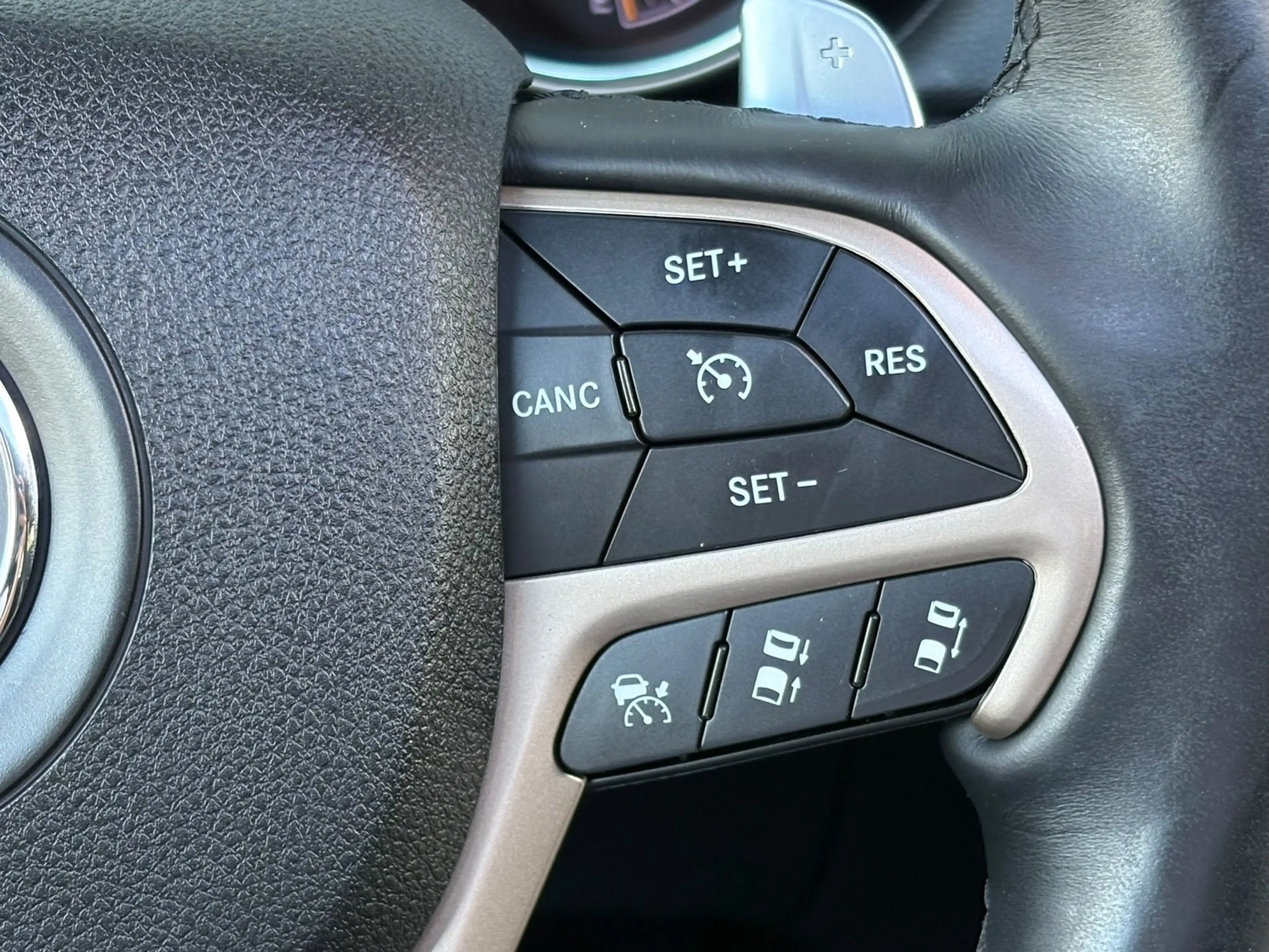 Jeep Grand Cherokee 3.0 CRD 75th Anniversary 250pk Panoramadak / Camer — photo 11