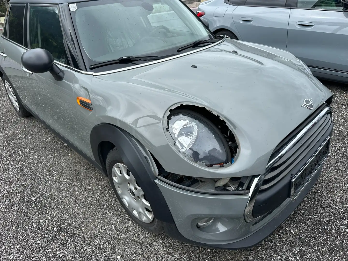 MINI One D 1.5 Diesel Unfall!! Grau - 1