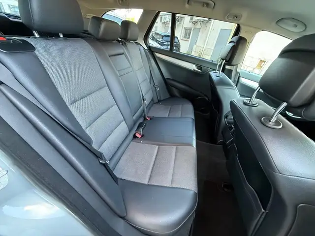 Mercedes-Benz C-Class view 14