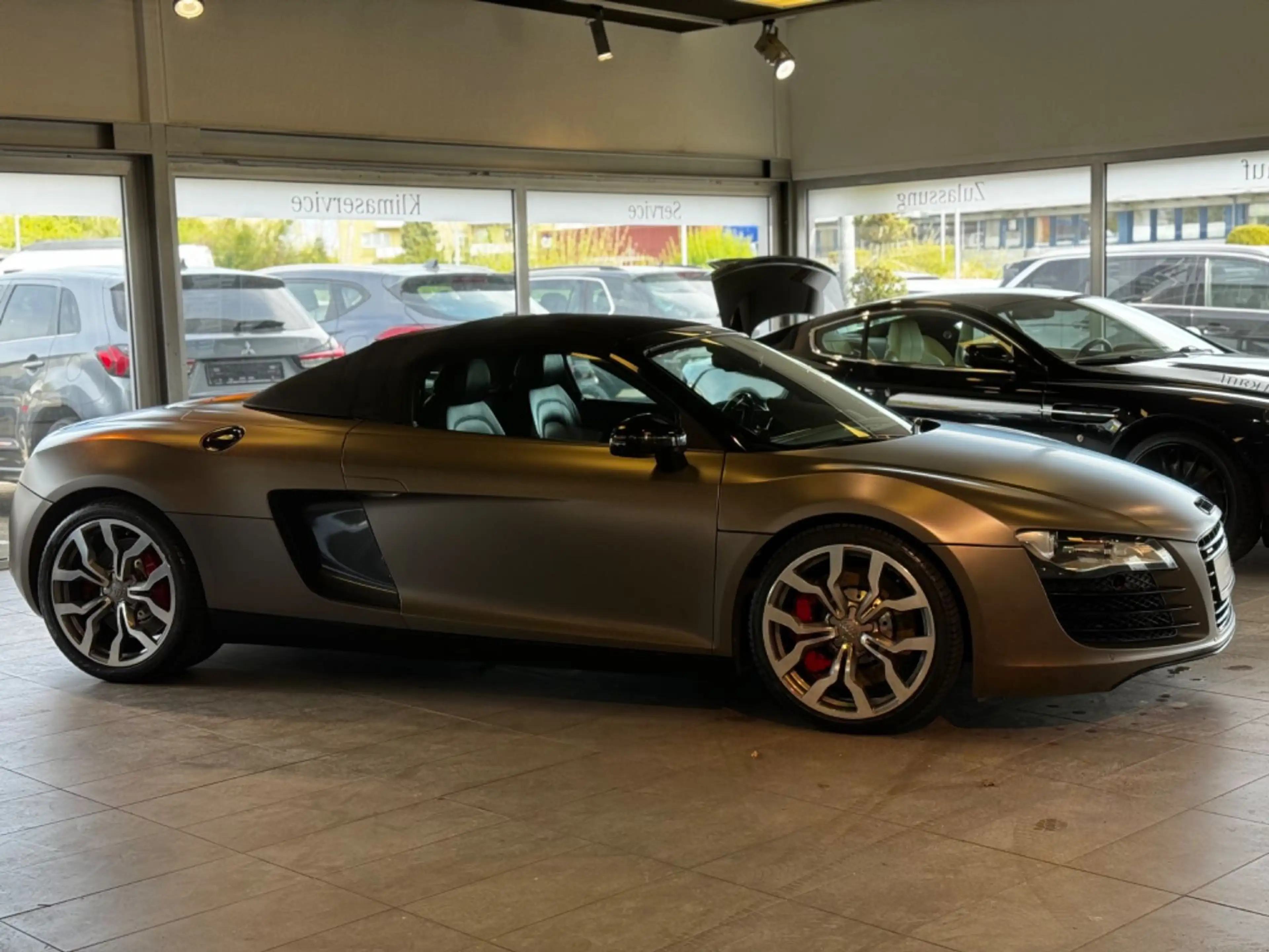 Audi R8 Spyder 4.2 FSI quattro Schalter — photo 15