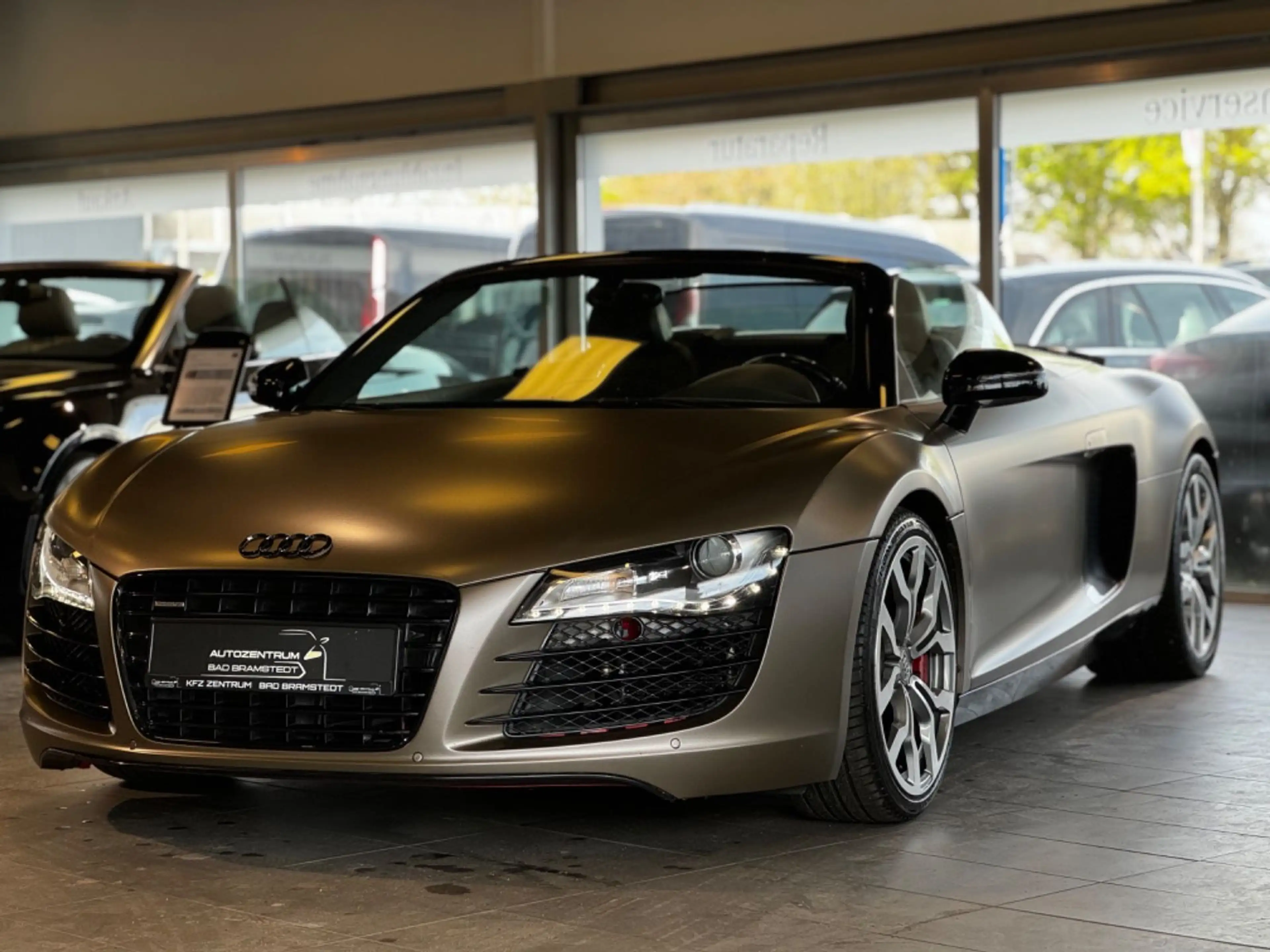 Audi R8 Spyder 4.2 FSI quattro Schalter