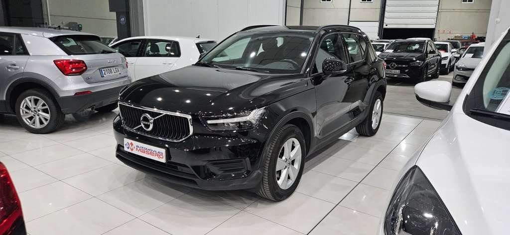 Volvo XC40 T2 Momentum Core - foto 1