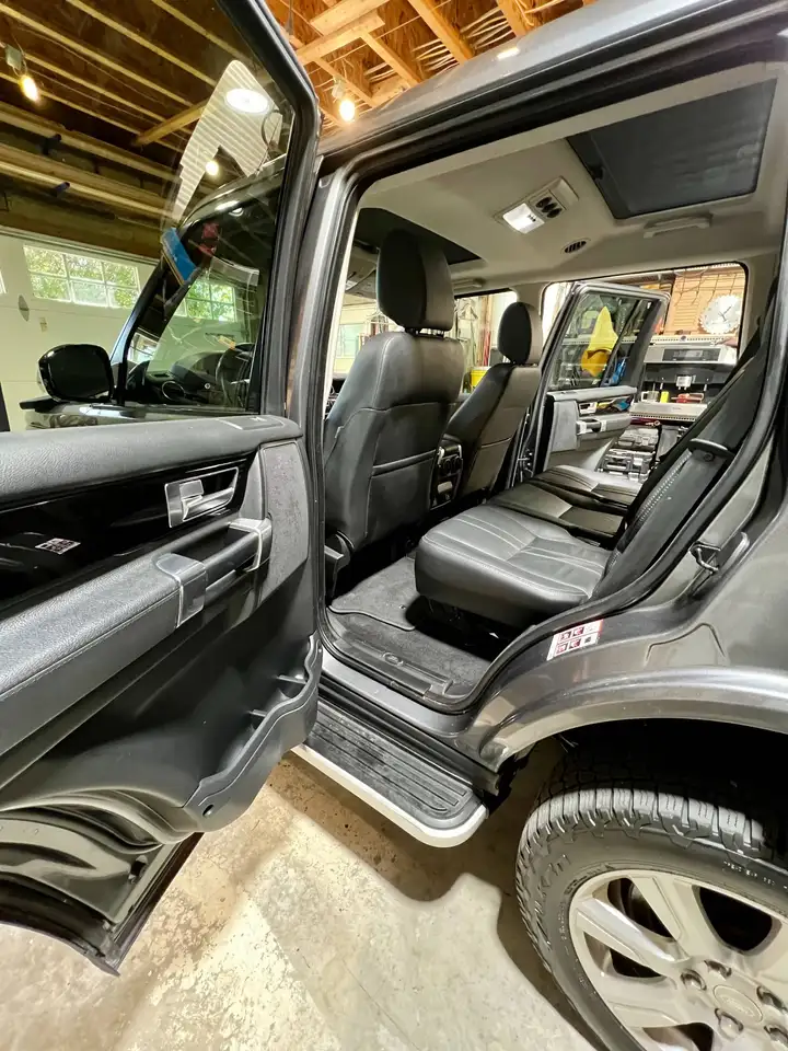 Land Rover LR4 снимка Land Rover LR4