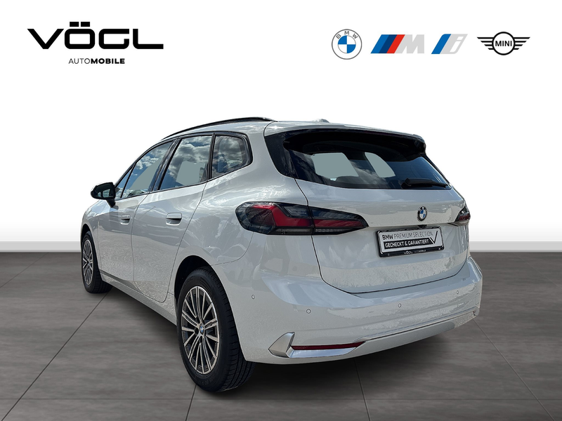 BMW 218 i Active Tourer Luxury Line Panoramadach — photo 3