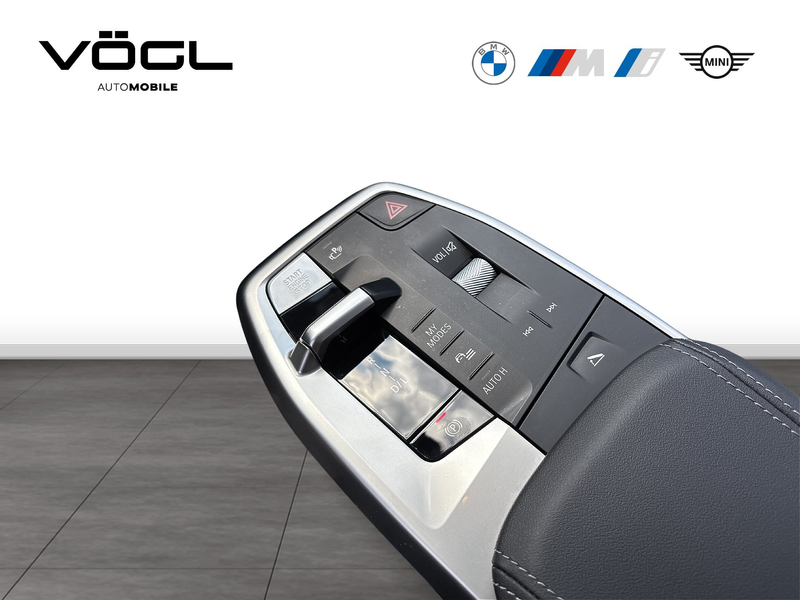 BMW 218 i Active Tourer Luxury Line Panoramadach — photo 10