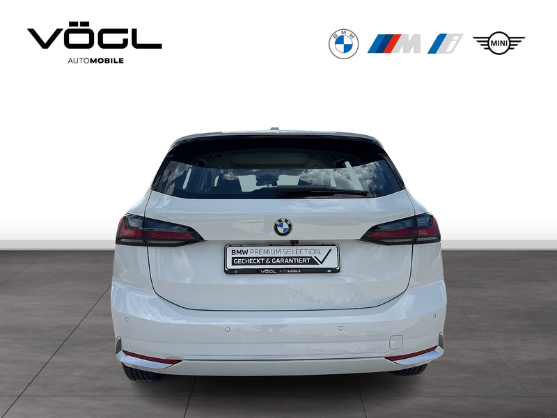 BMW 218 i Active Tourer Luxury Line Panoramadach — photo 4