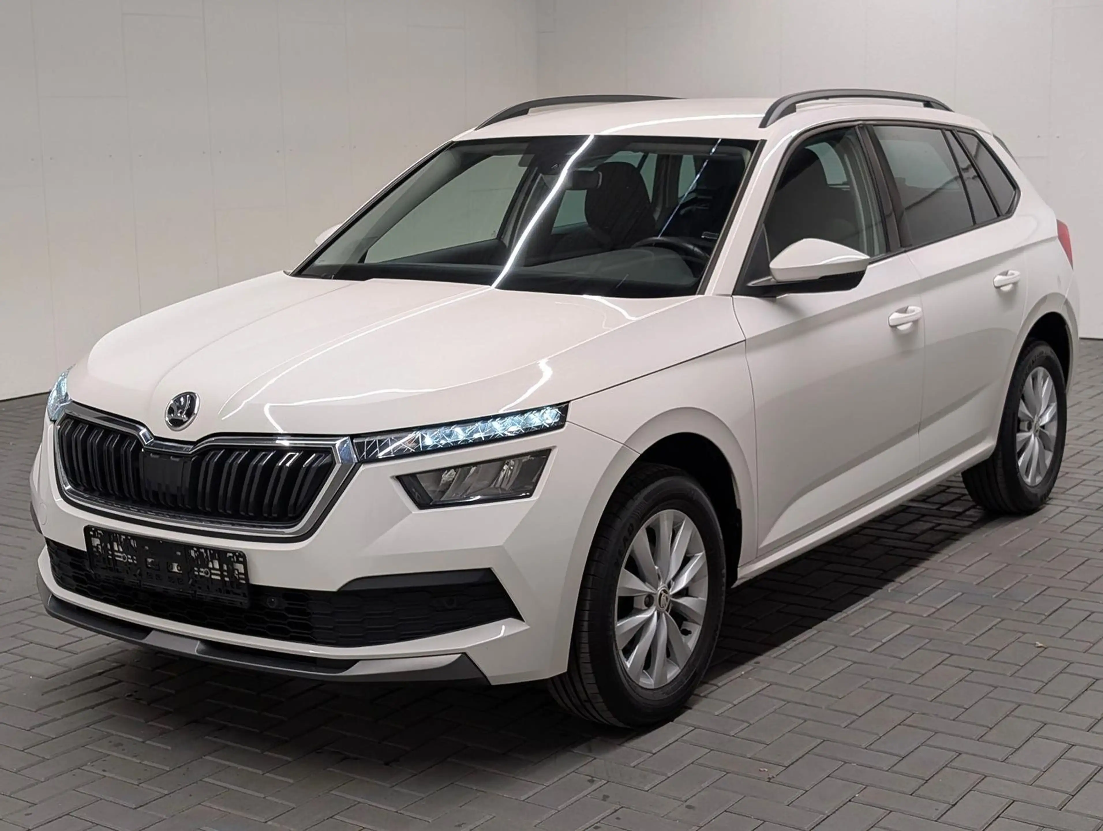 Skoda Kamiq LED/Kam/SHZ/DAB/CarPlay/Tempom./16-LM