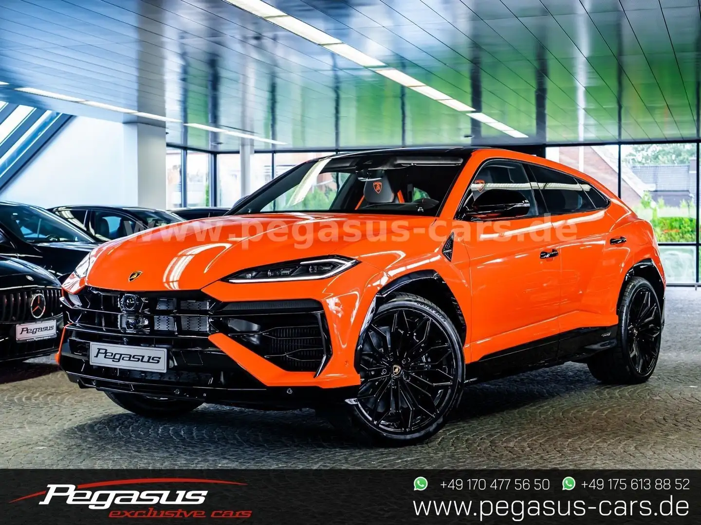 Lamborghini Urus SE 4.0 V8 HYBRID*MY25*PANORAMA*2xTV Fond*23 Oranje - 1
