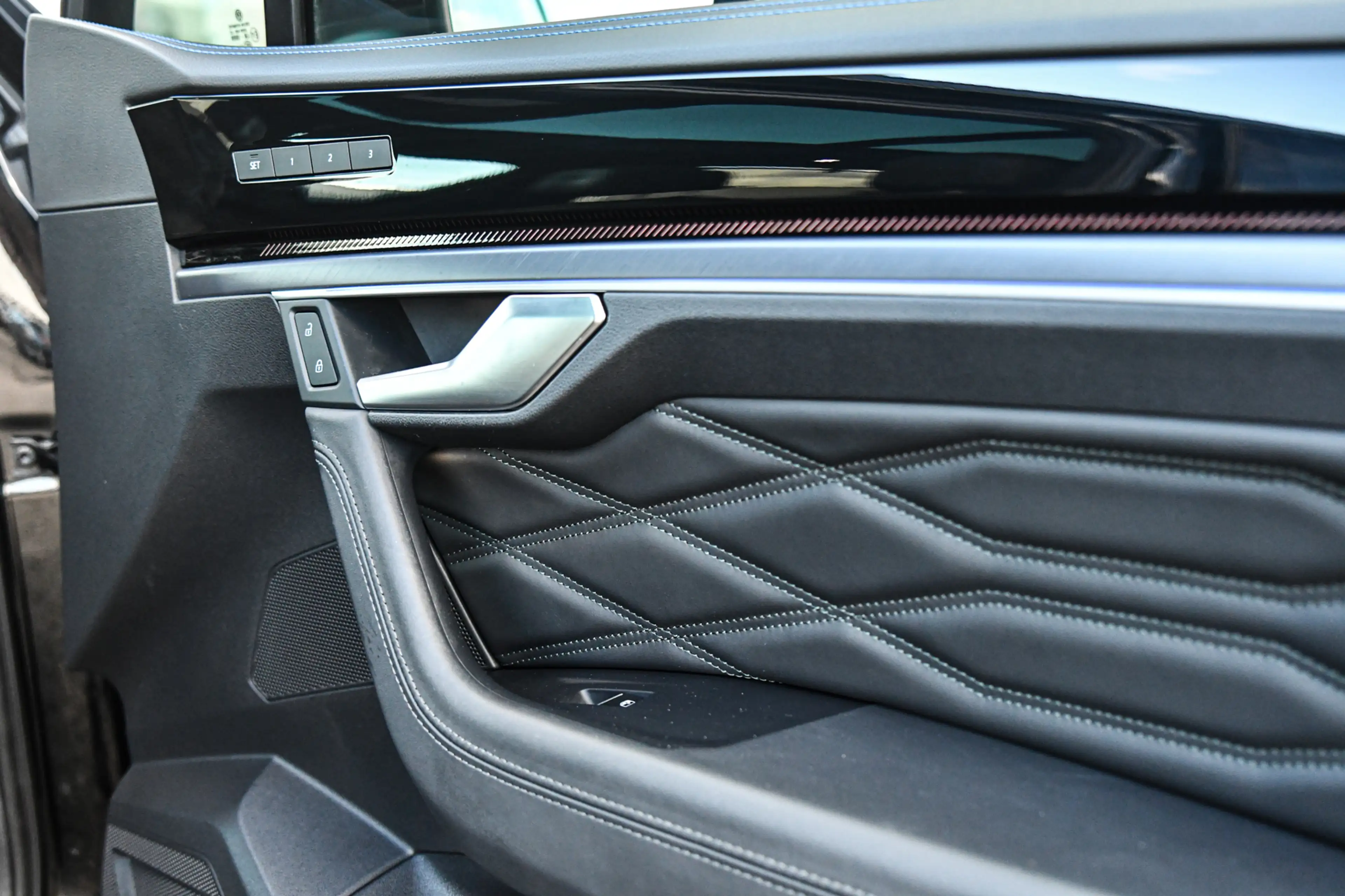 Volkswagen Touareg 3.0 TSi eHybrid 4MOTION R-Line, Nachtzicht, Massag — photo 21