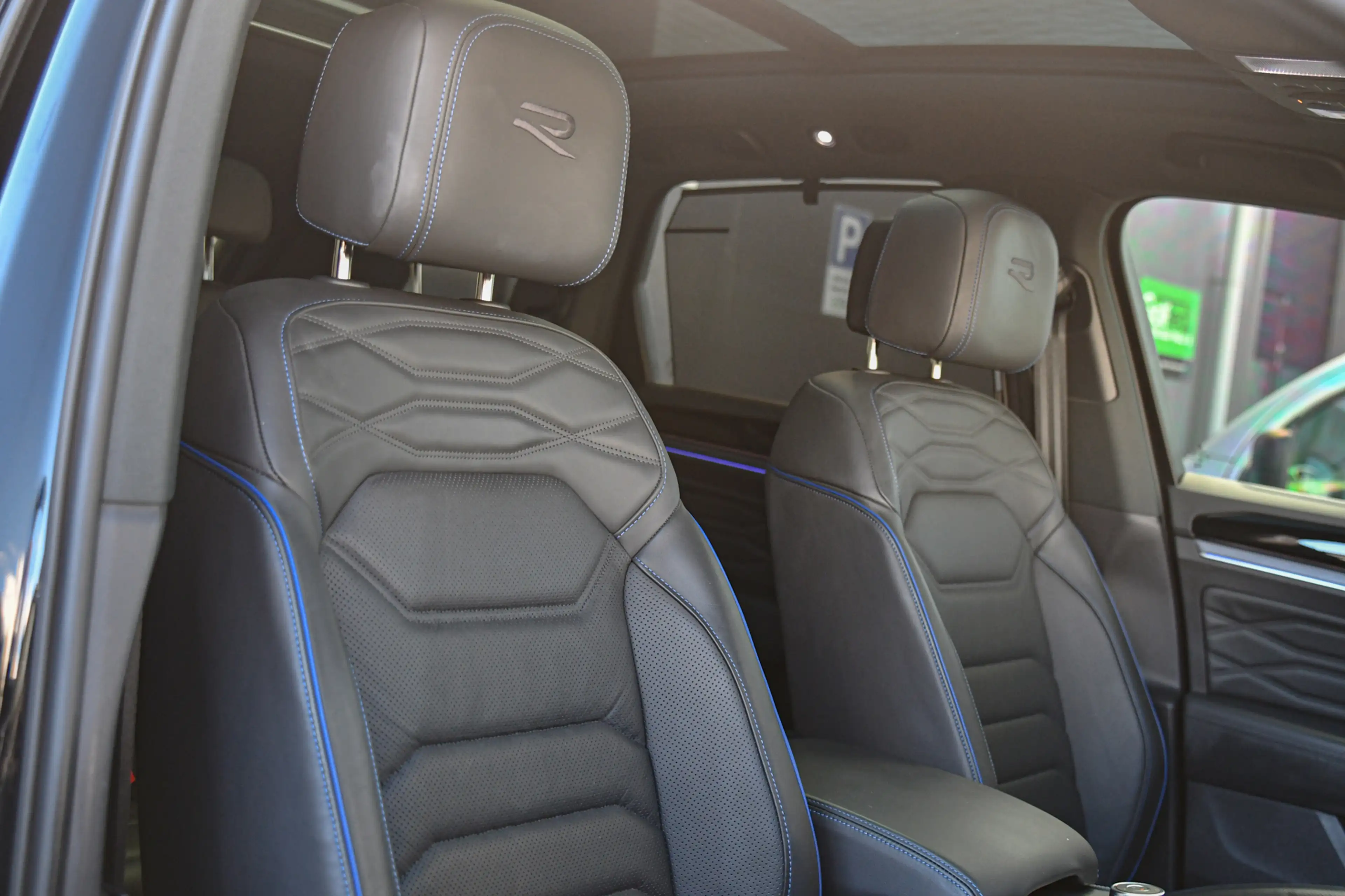 Volkswagen Touareg 3.0 TSi eHybrid 4MOTION R-Line, Nachtzicht, Massag — photo 46