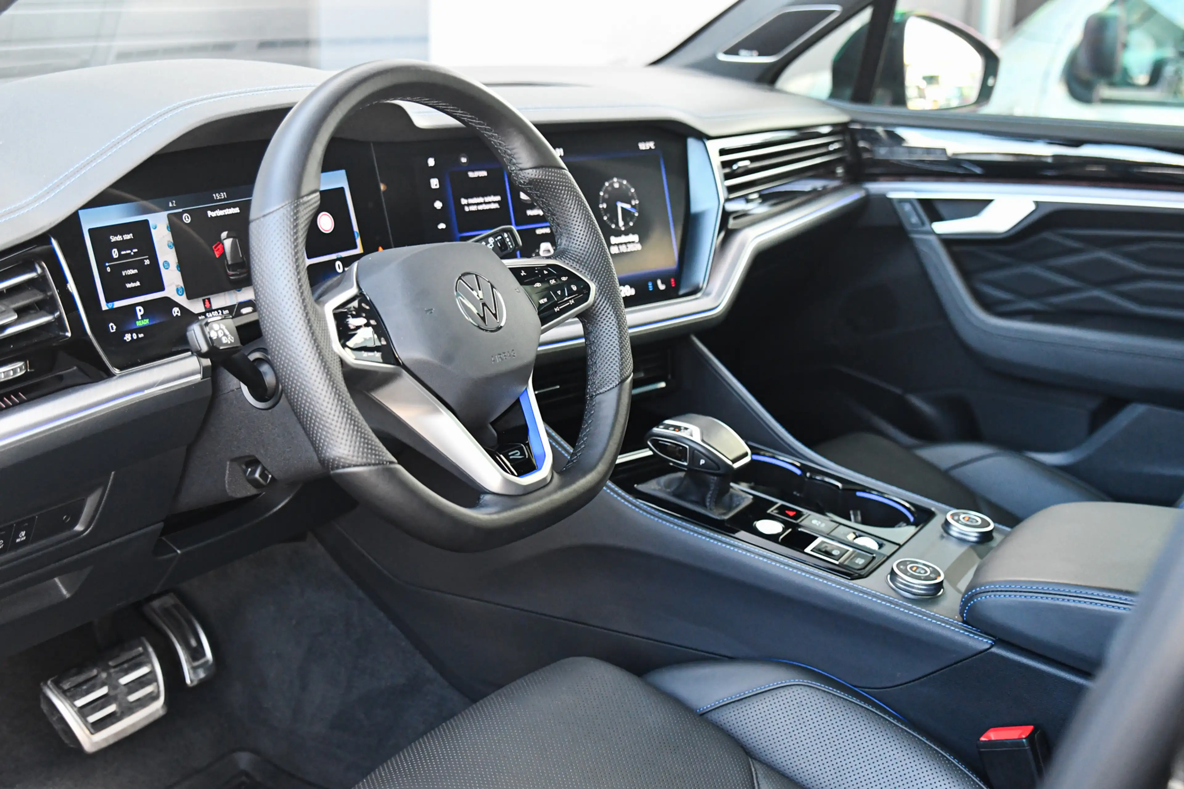 Volkswagen Touareg 3.0 TSi eHybrid 4MOTION R-Line, Nachtzicht, Massag — photo 10