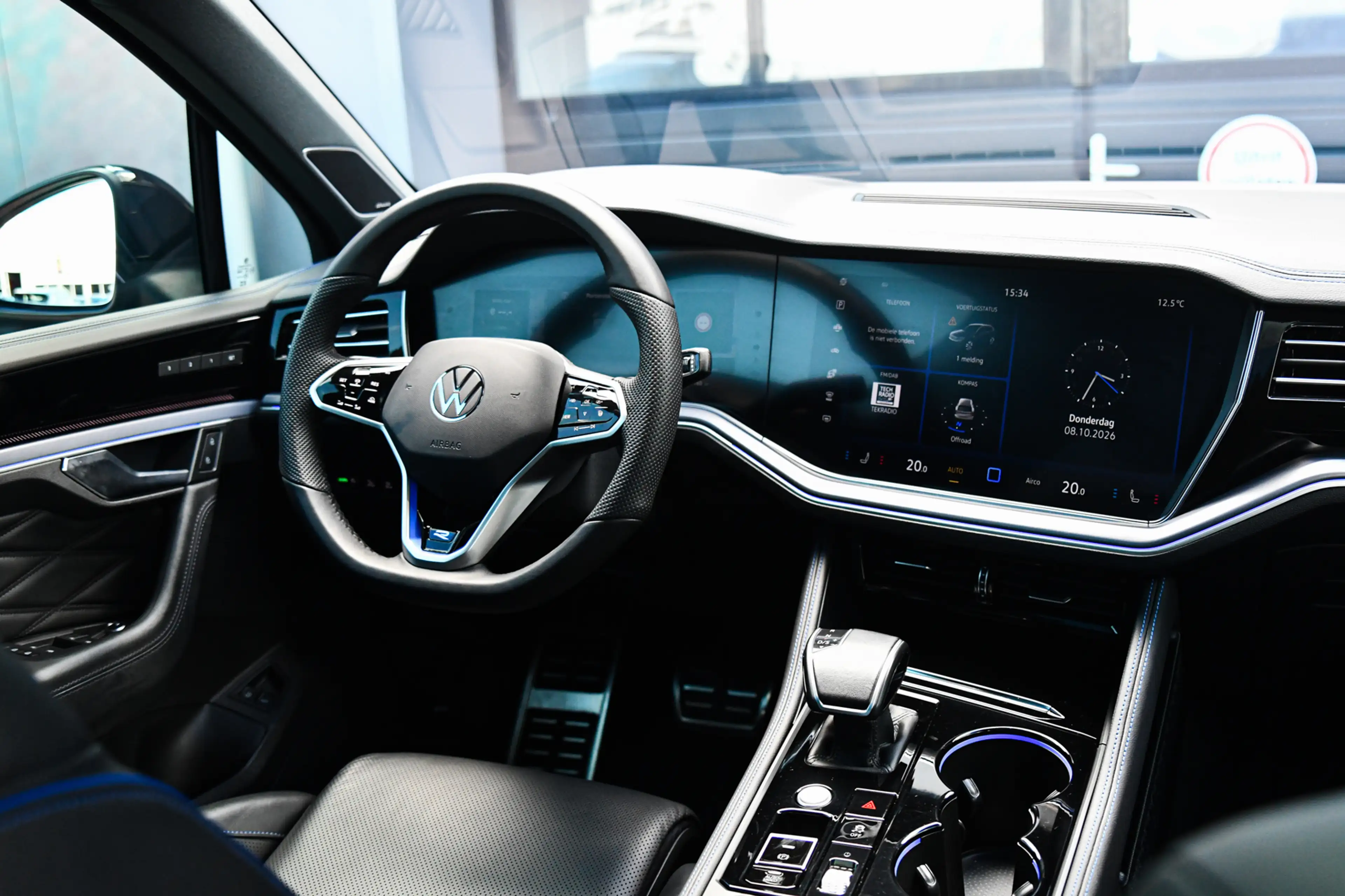 Volkswagen Touareg 3.0 TSi eHybrid 4MOTION R-Line, Nachtzicht, Massag — photo 17