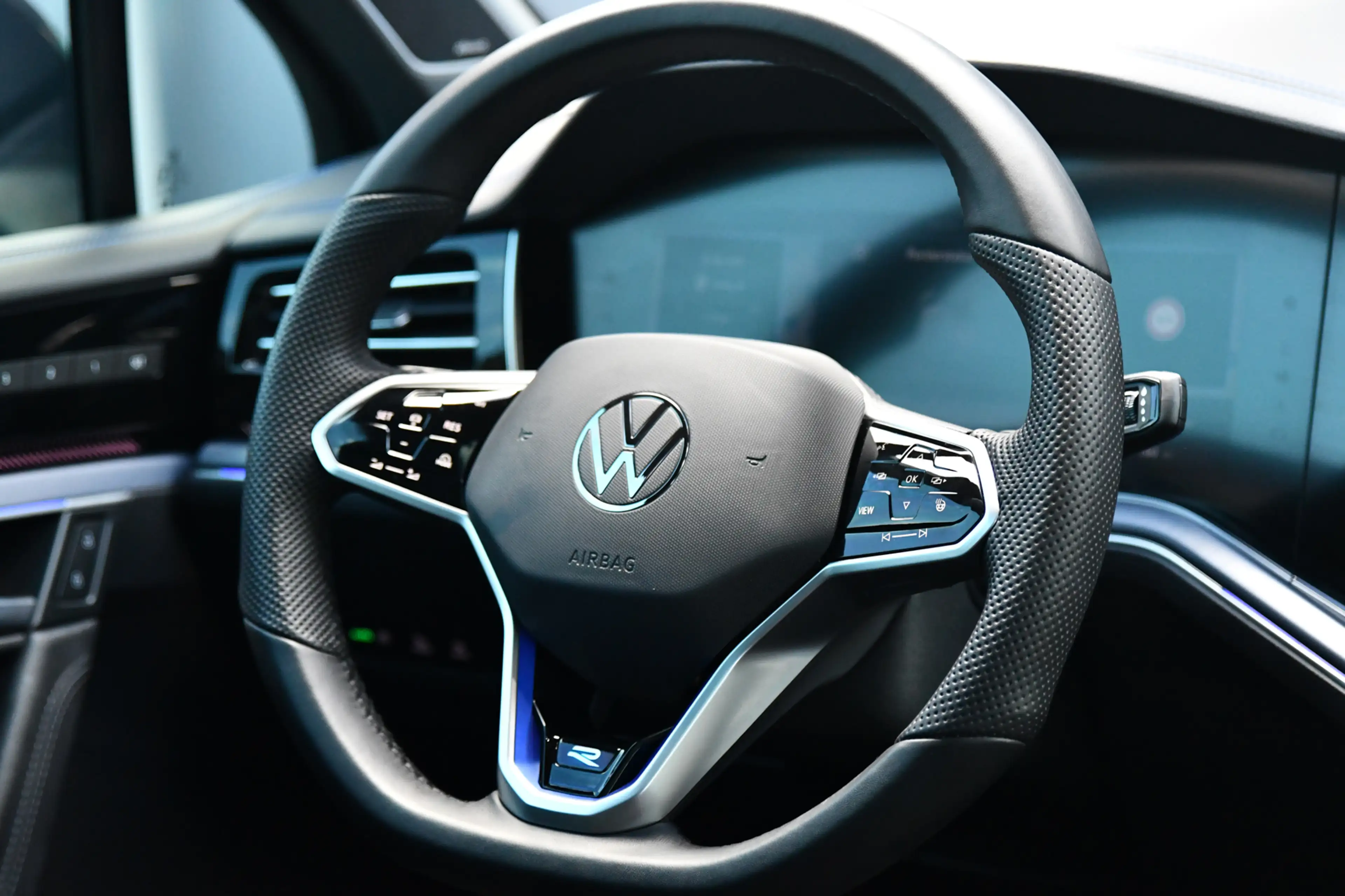 Volkswagen Touareg 3.0 TSi eHybrid 4MOTION R-Line, Nachtzicht, Massag — photo 18