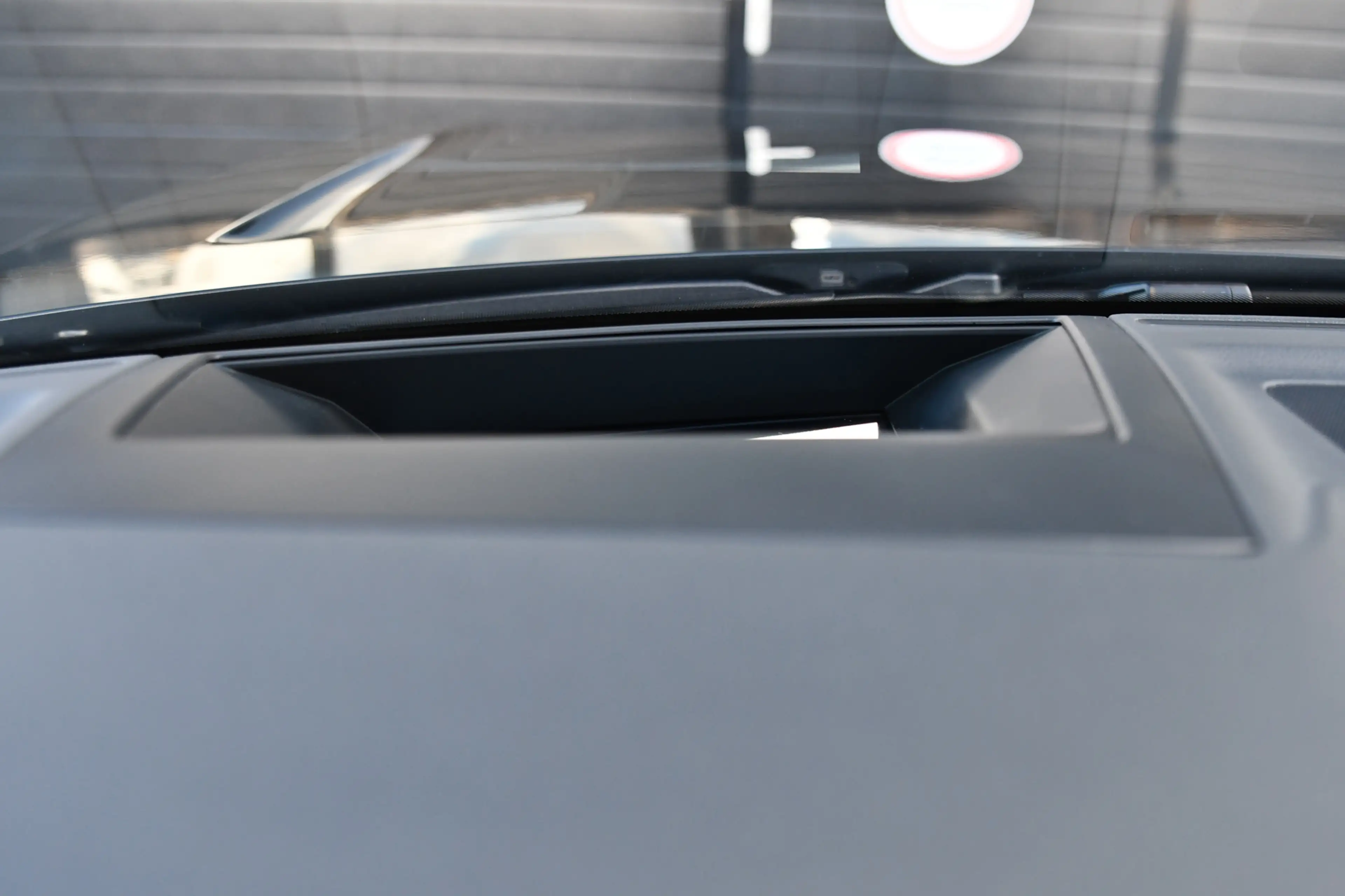 Volkswagen Touareg 3.0 TSi eHybrid 4MOTION R-Line, Nachtzicht, Massag — photo 30