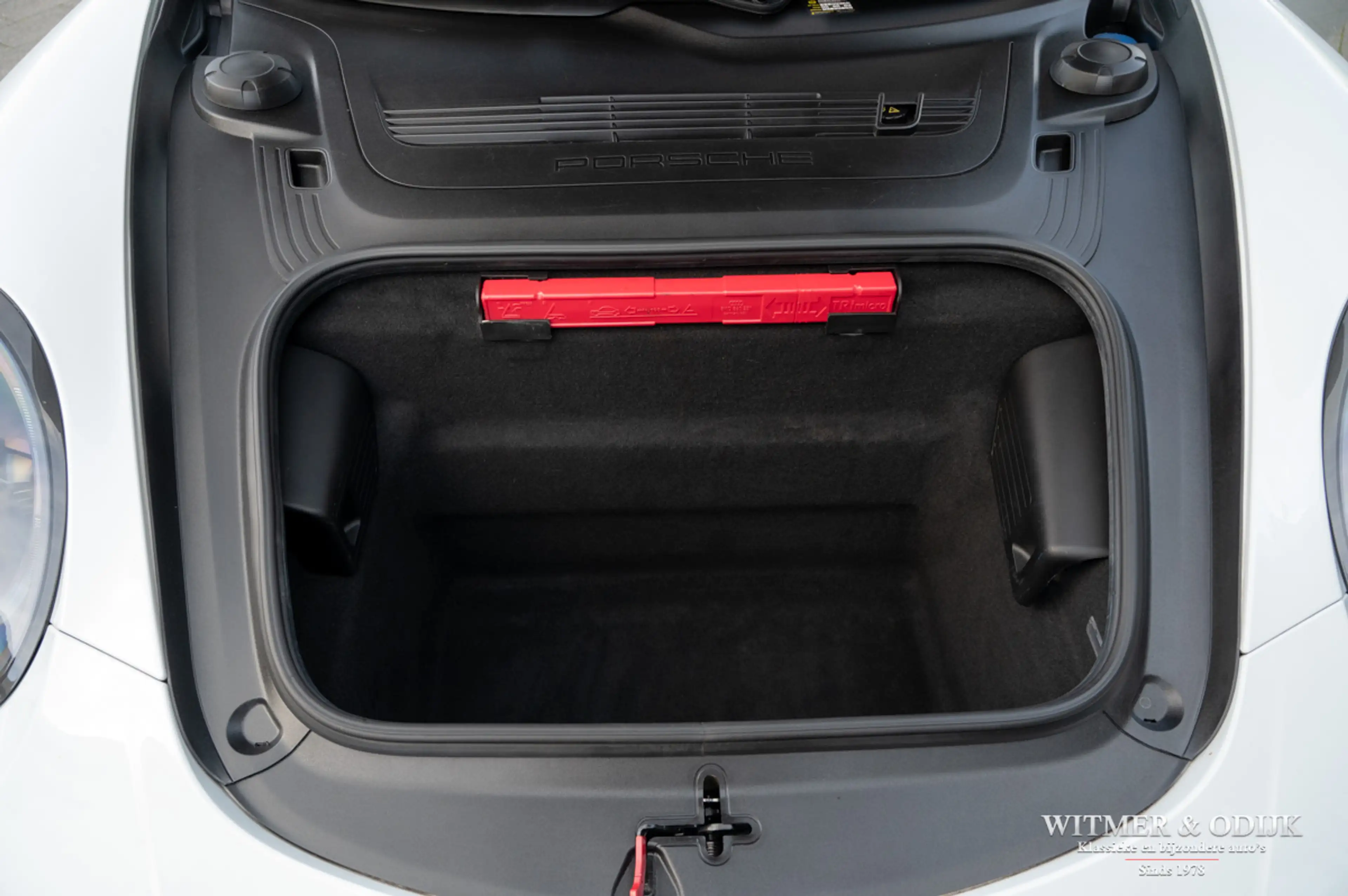 Porsche 991 Cabrio 3.0 Carrera 4S Carrera Powerkit (GTS Specs) — photo 36