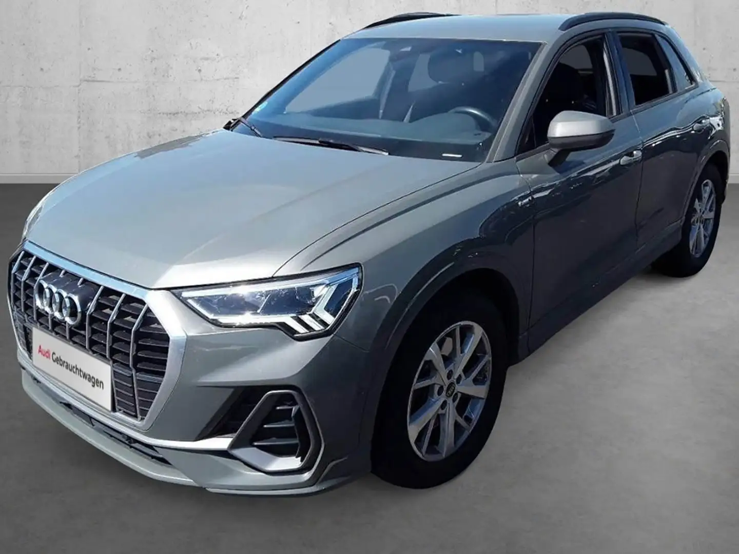 Audi Q3 S line 45 TFSI qu. S tr. LED FLA ParkAss 18 Grau - 2